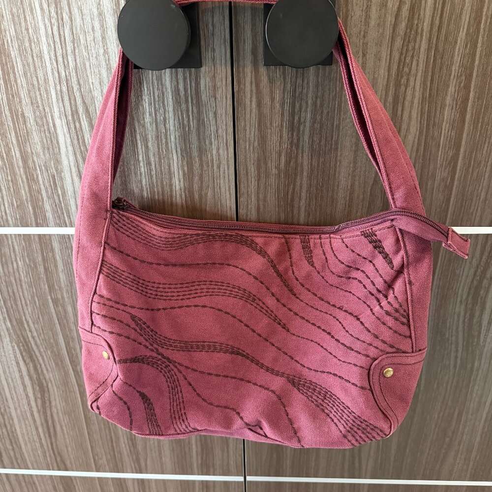 Canvas stitched bag